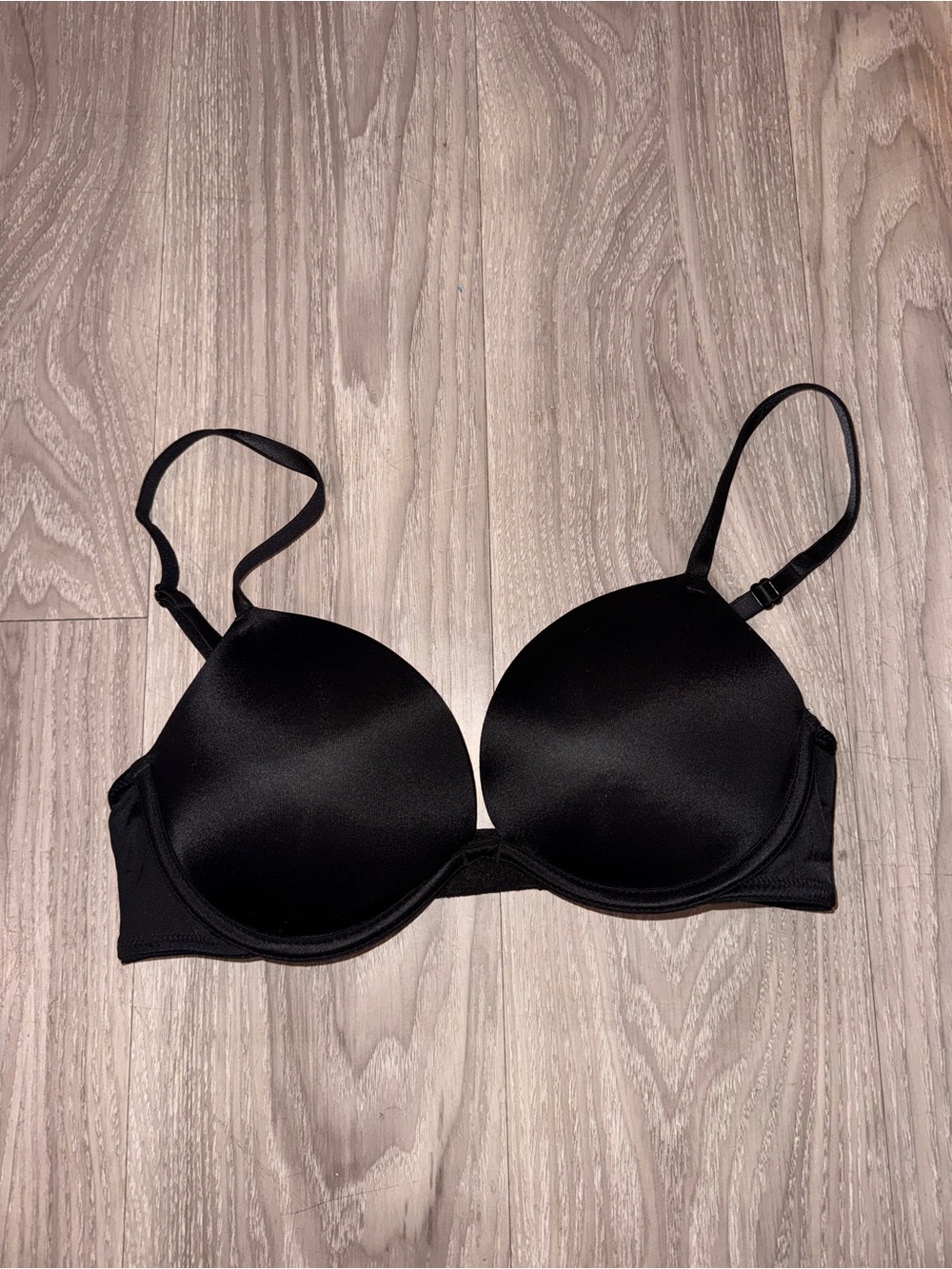PINK VS Wear Everywhere Super Push Up Bra